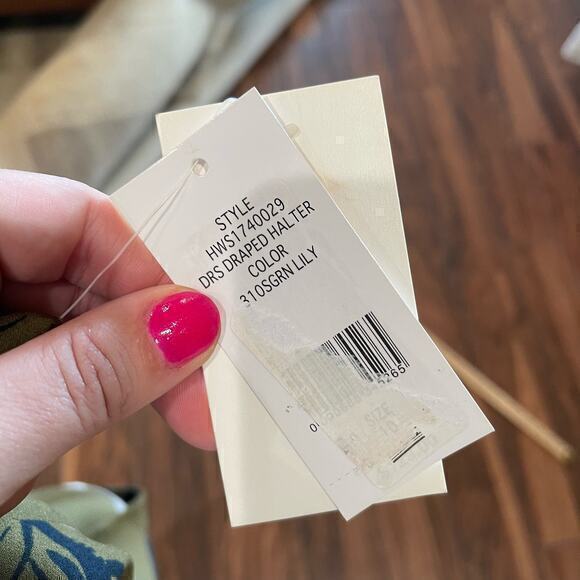 H by Halston Draped Halter Dress in Olive Floral 10‎ - Picture 9 of 9